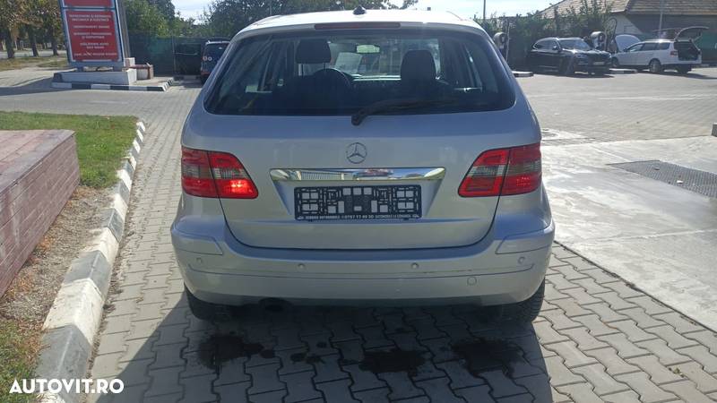 Mercedes-Benz B 170 Autotronic - 5