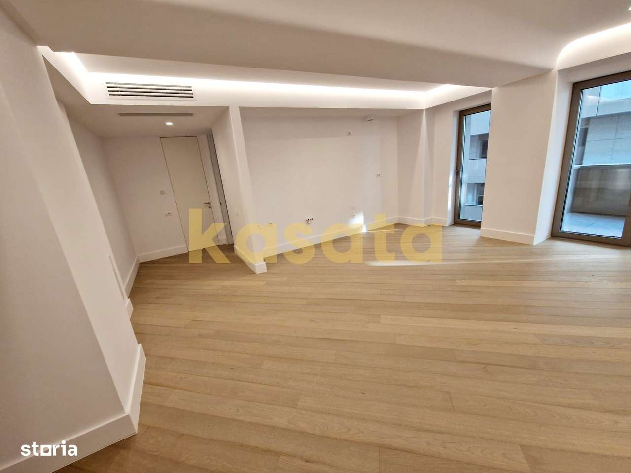 3 camere de lux – Cortina 126, Erou Iancu Nicolae, 100 mp + terasă - Imagine principală: 2/12