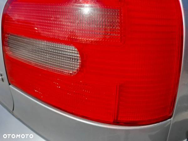 AUDI A3 8L LAMPA PRAWY TYŁ PRAWA TYLNA - 8