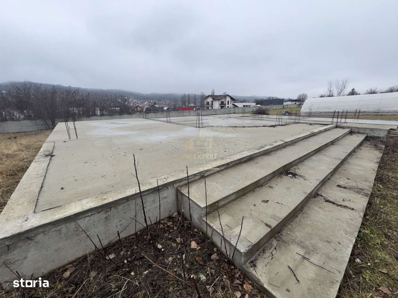 TEREN INTRAVILAN 2200 MP CAMPULUNG ARGES - Imagine principală: 4/20