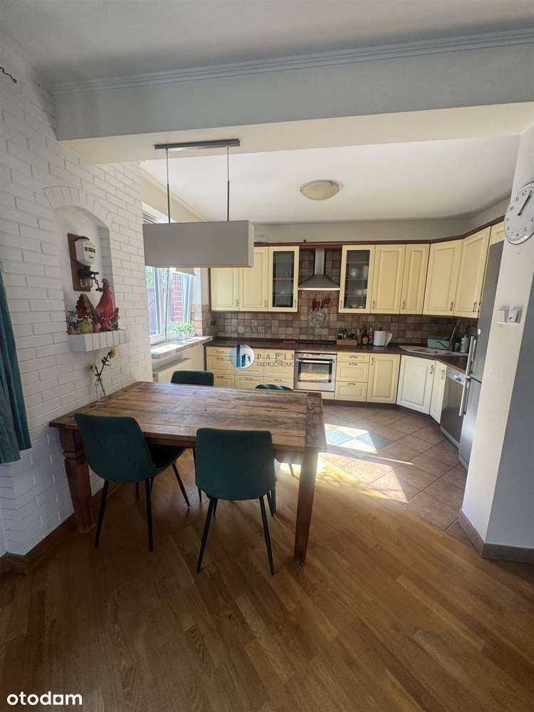 4 pokoje, garderoba, komórka lokatorska i garaż-2