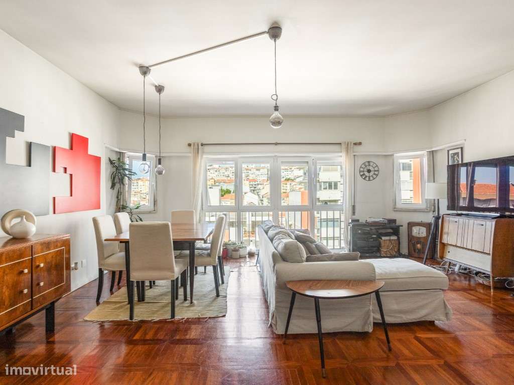 Excelente Apartamento T4 em MIraflores-13