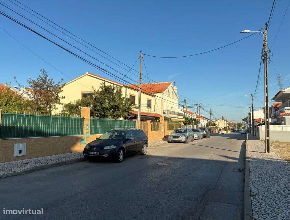 Terreno Urbano para Construção – Quinta do Conde-3