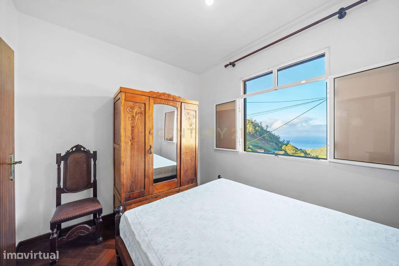 Moradia com Vista para a Montanha - Campanário - Ribeira Brava-12