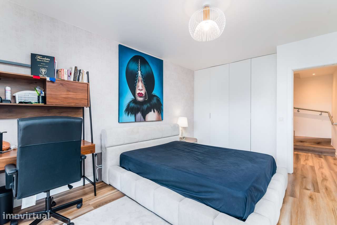 T3 duplex Belas Clube de Campo | parqueamento | varanda-21