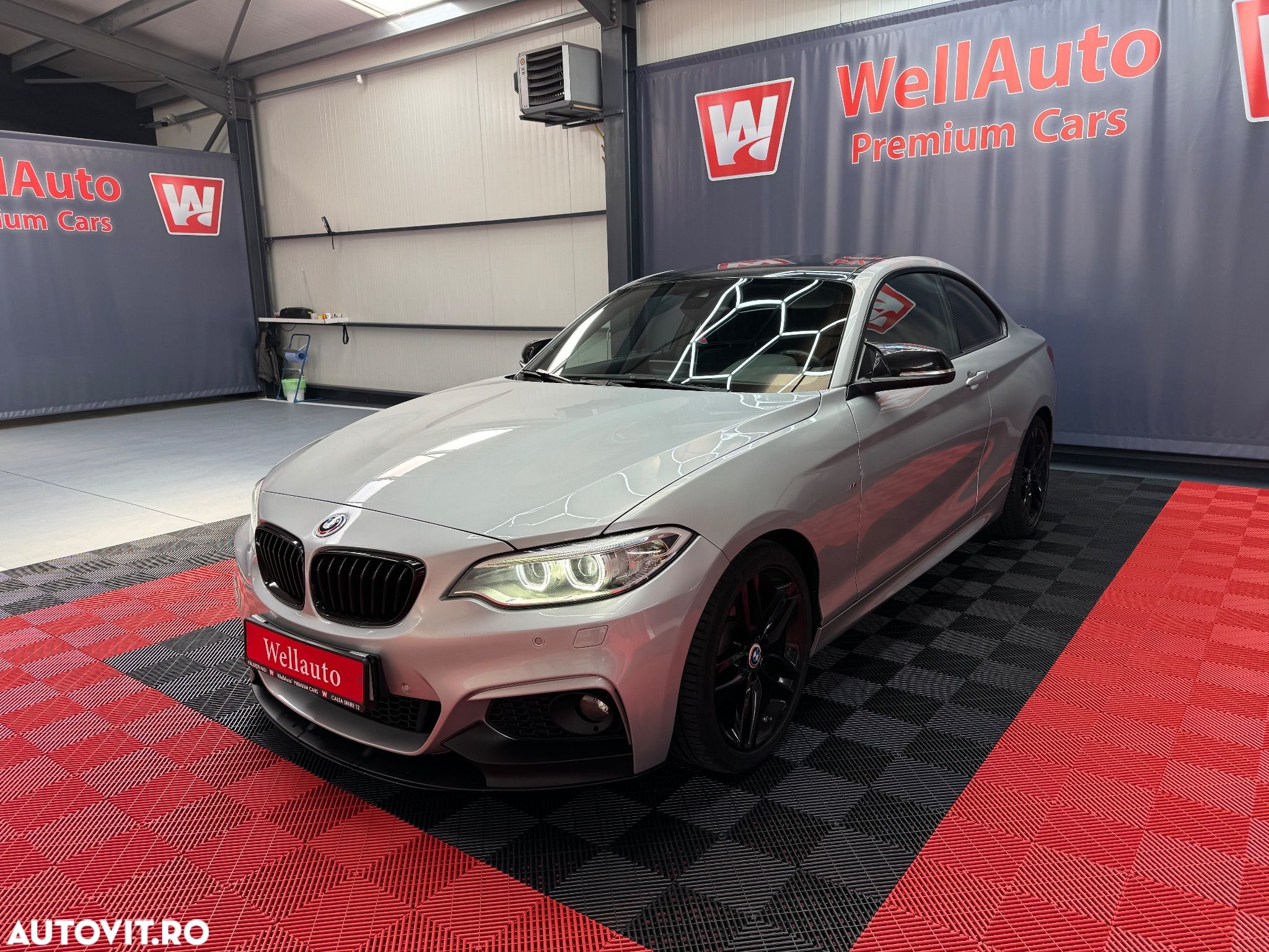 BMW Seria 2 220d Coupe Aut. - 1