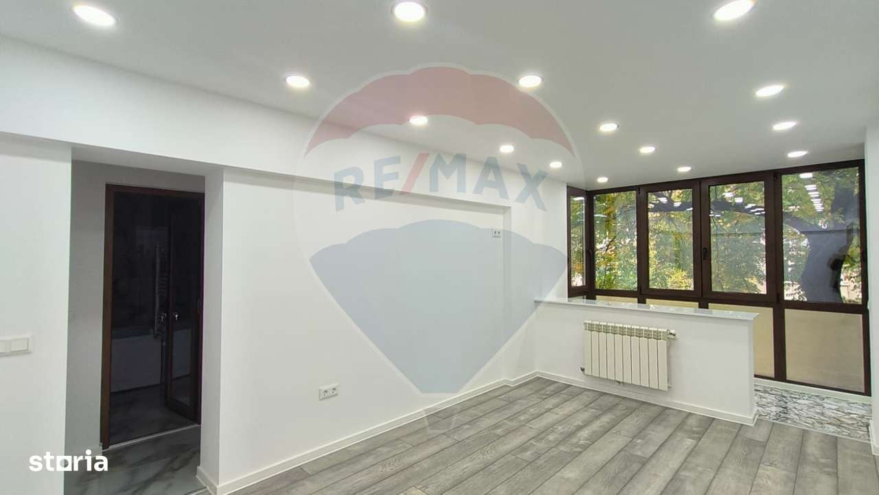 Apartament cu 2 camere de vânzare complet renovat în Tiglina 1 - Imagine principală: 4/15