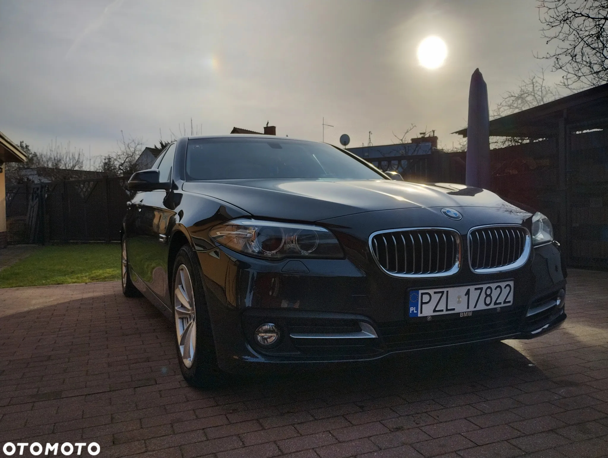 BMW Seria 5 520d xDrive - 32