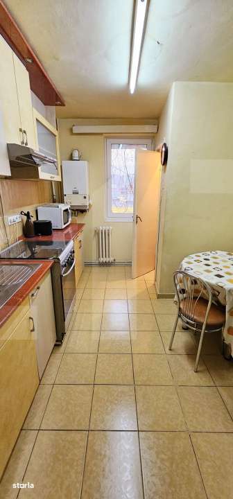 Apartament 3 camere, 2 bai, 2 balcoane, decomandat, centru - Sf.Gheorg - Imagine principală: 4/11