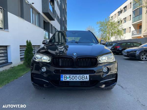 BMW X5 M M50d - 33