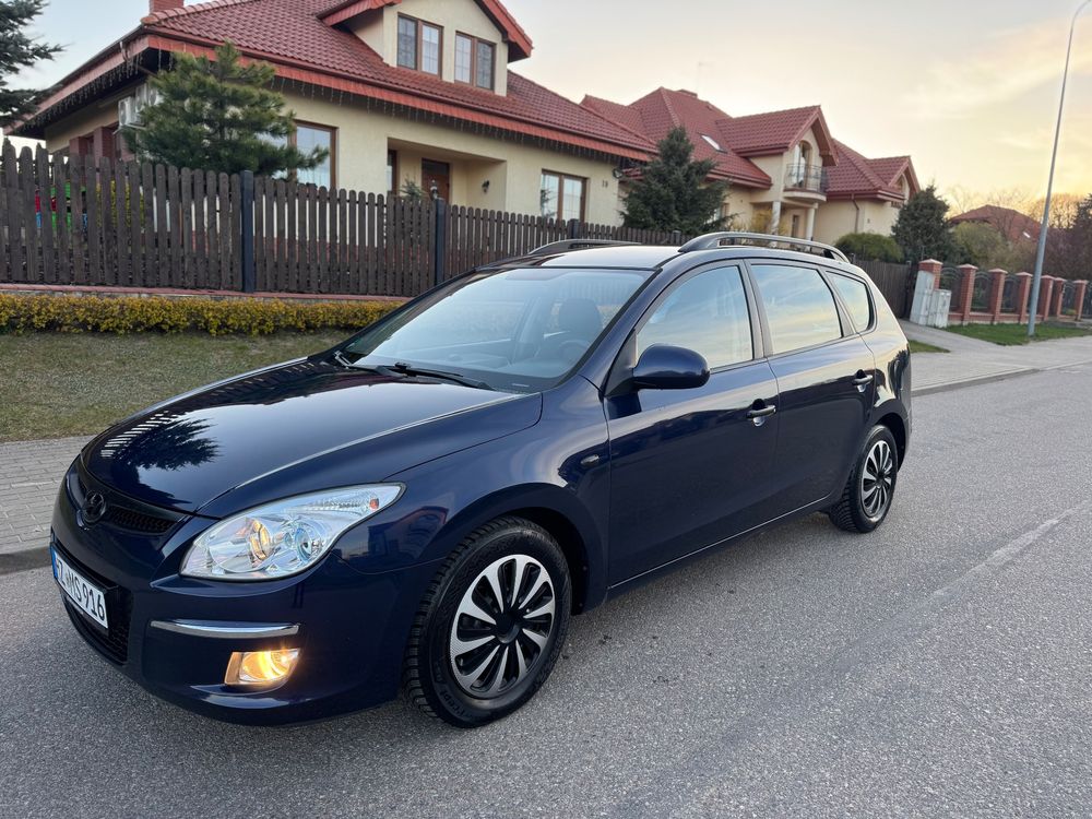 Hyundai i30 I 1.6 blue Comfort 2009
