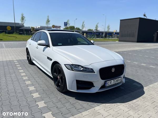 Jaguar XF 25t AWD R-Sport - 3