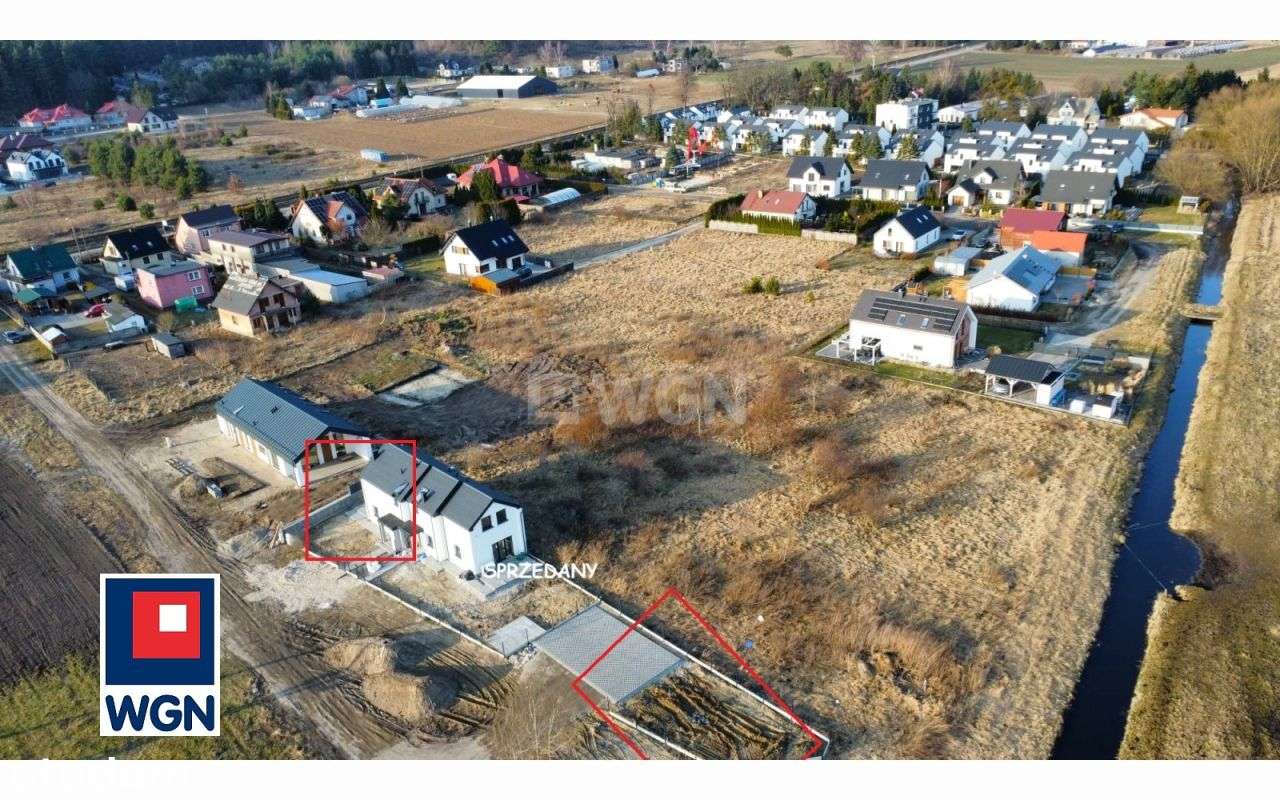 Bliźniak z pompą ciepła i ogrodem w zielonej częśc-2