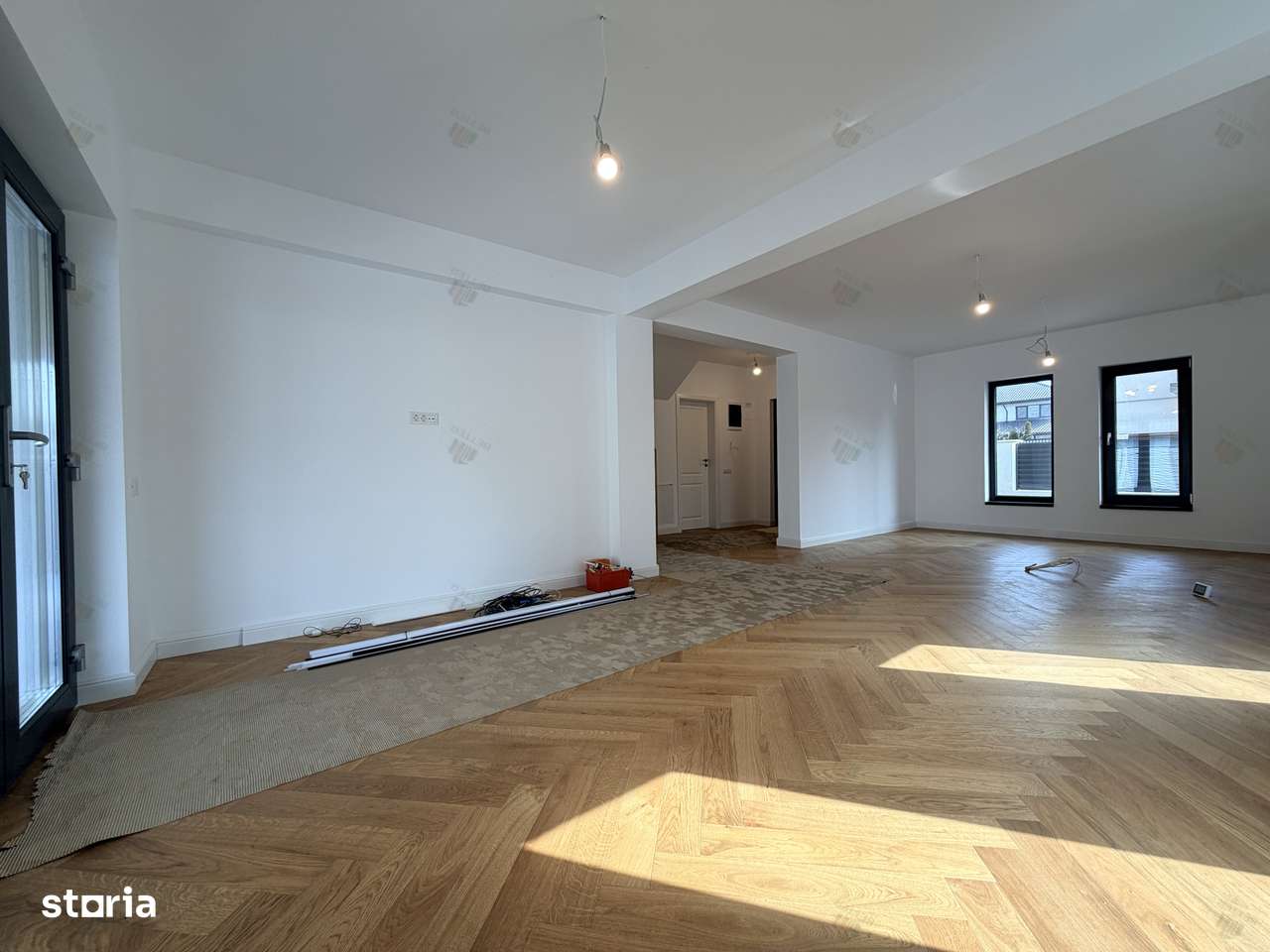 Casă modernă nouă de vânzare, 5 camere - curte 476 mp - Berceni Ilfov-8