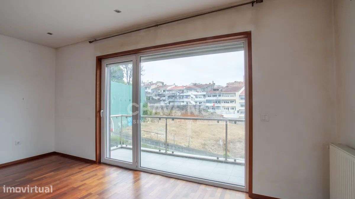 Apartamento T3 Praça das Flores - Bonfim - Porto-5