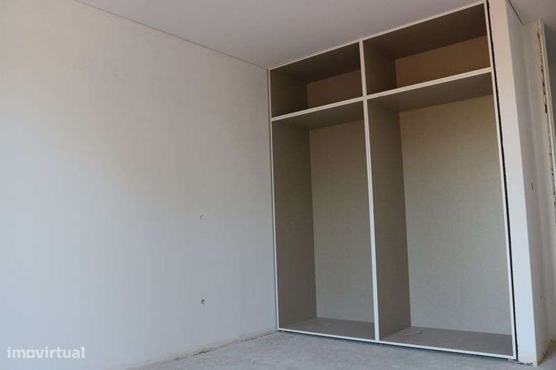 Venda de partamento T2 com  110 m2, a 10 minutos do centro  de Braga-18