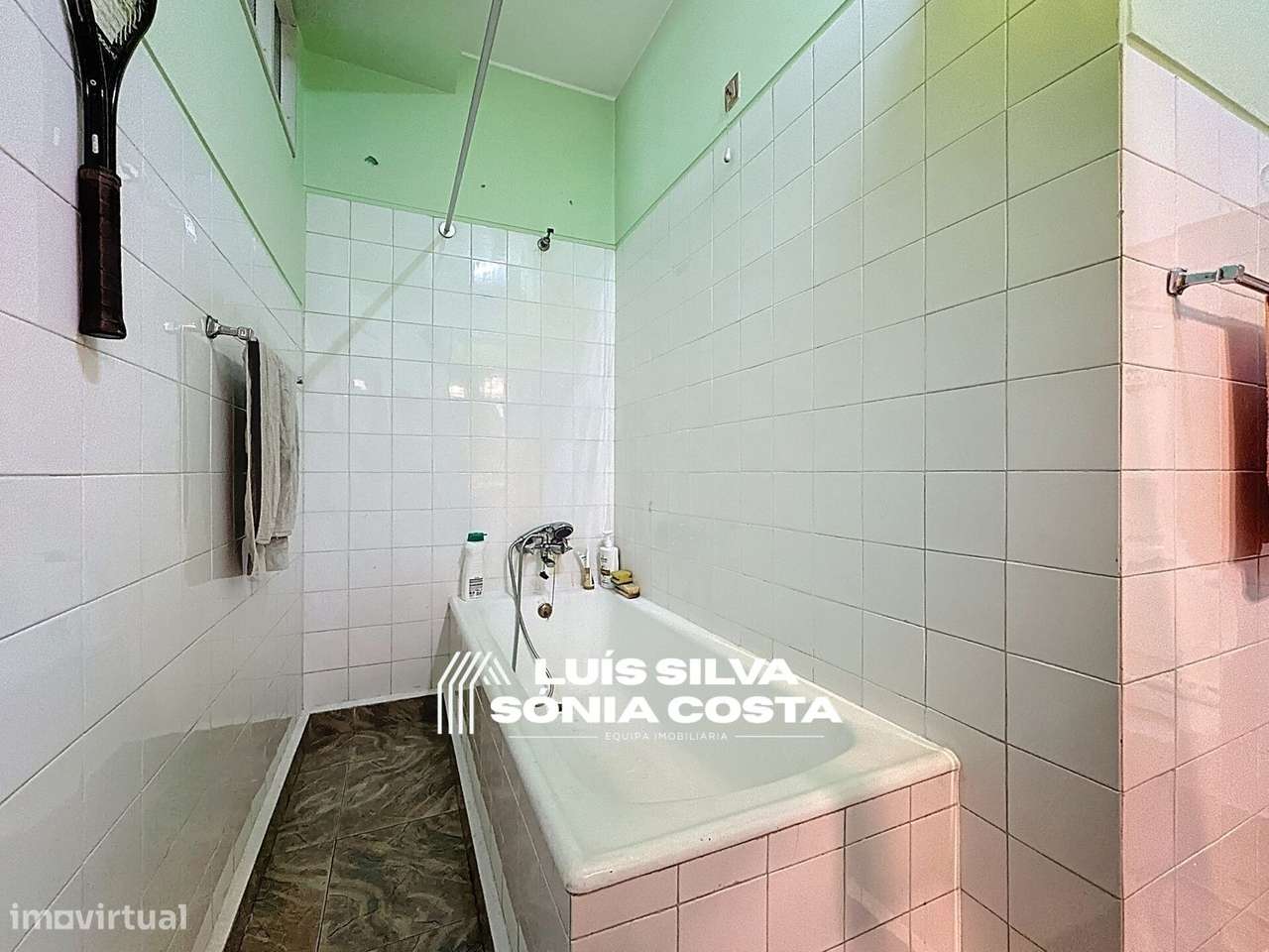 * APARTAMENTOS T4 Destinados a Investimento *-21