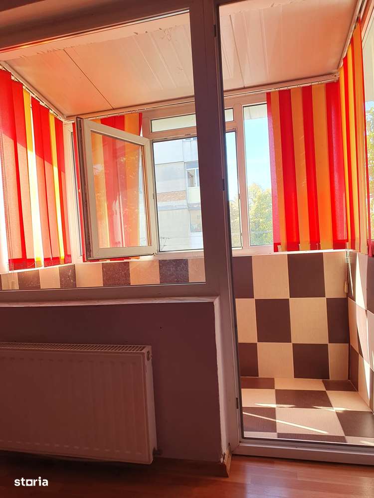 garsonieră Exercițiu / str. Traian , LIBERĂ / Amplasament DEOSEBIT !!!-4