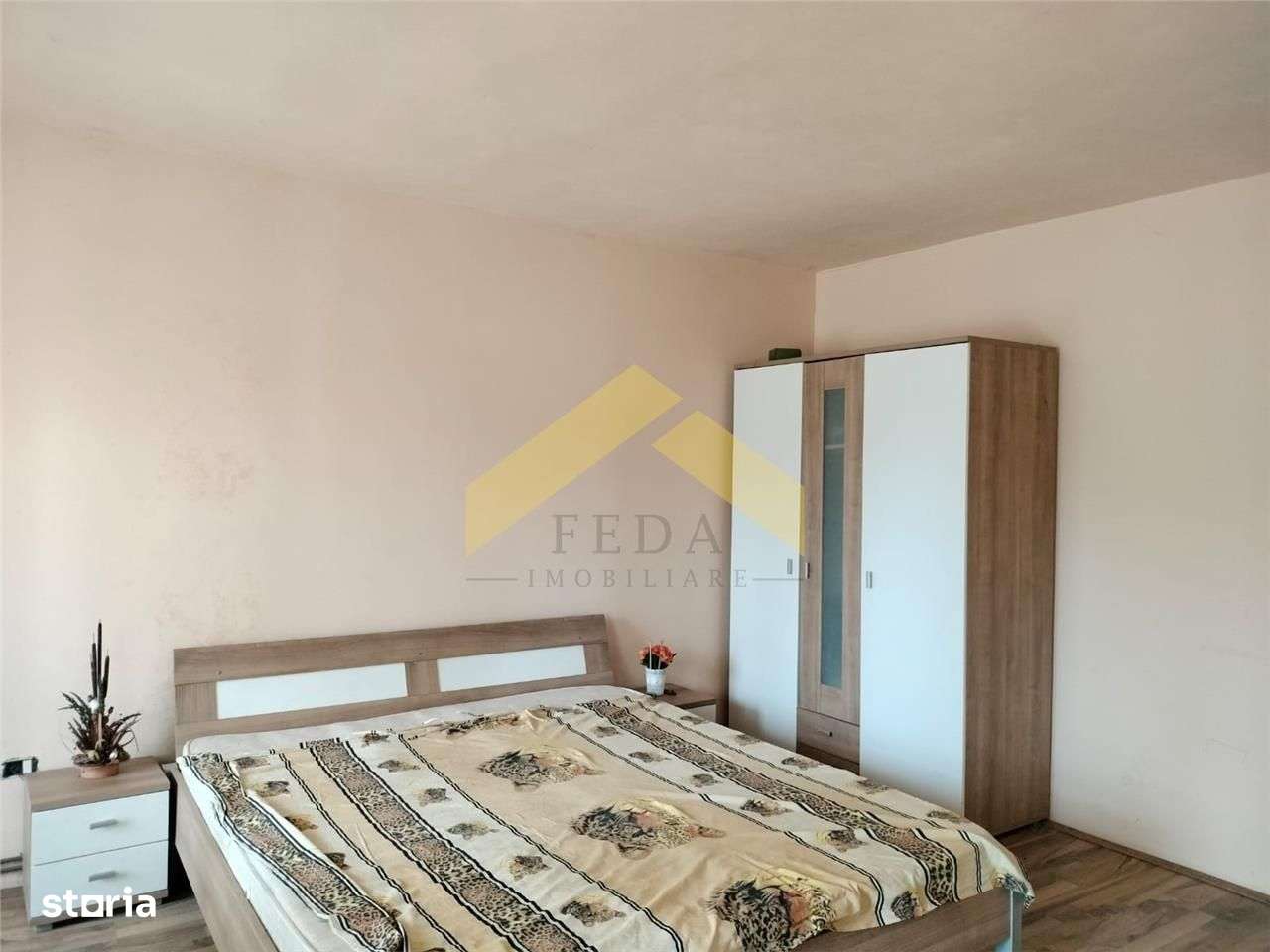 Casa la gri de vanzare in localitatea Fantanele - Imagine principală: 5/11