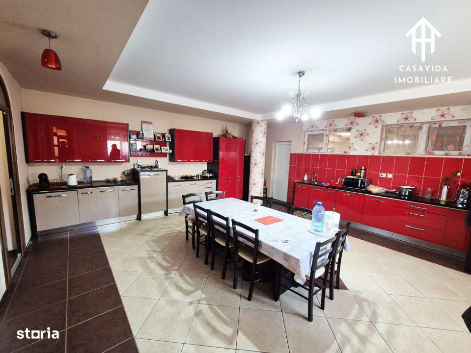 Casa spatioasa de vanzare in Lugoj – Str. 1 Mai - Imagine principală: 4/16