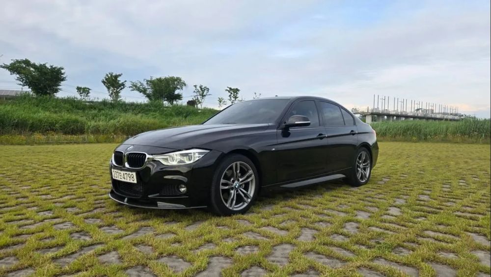 BMW 3 Series F30/F31 (2012-2020) 320d Edition M Sport Shadow 2017