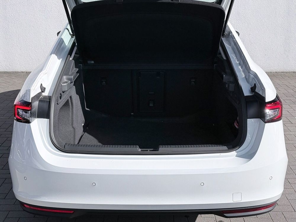 Skoda Superb 2.0 TDI Scr Essence DSG 2024 — zdjęcie 6