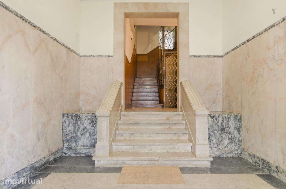 Quarto - localizado em Saldanha Lisbon - Grande imagem: 5/7