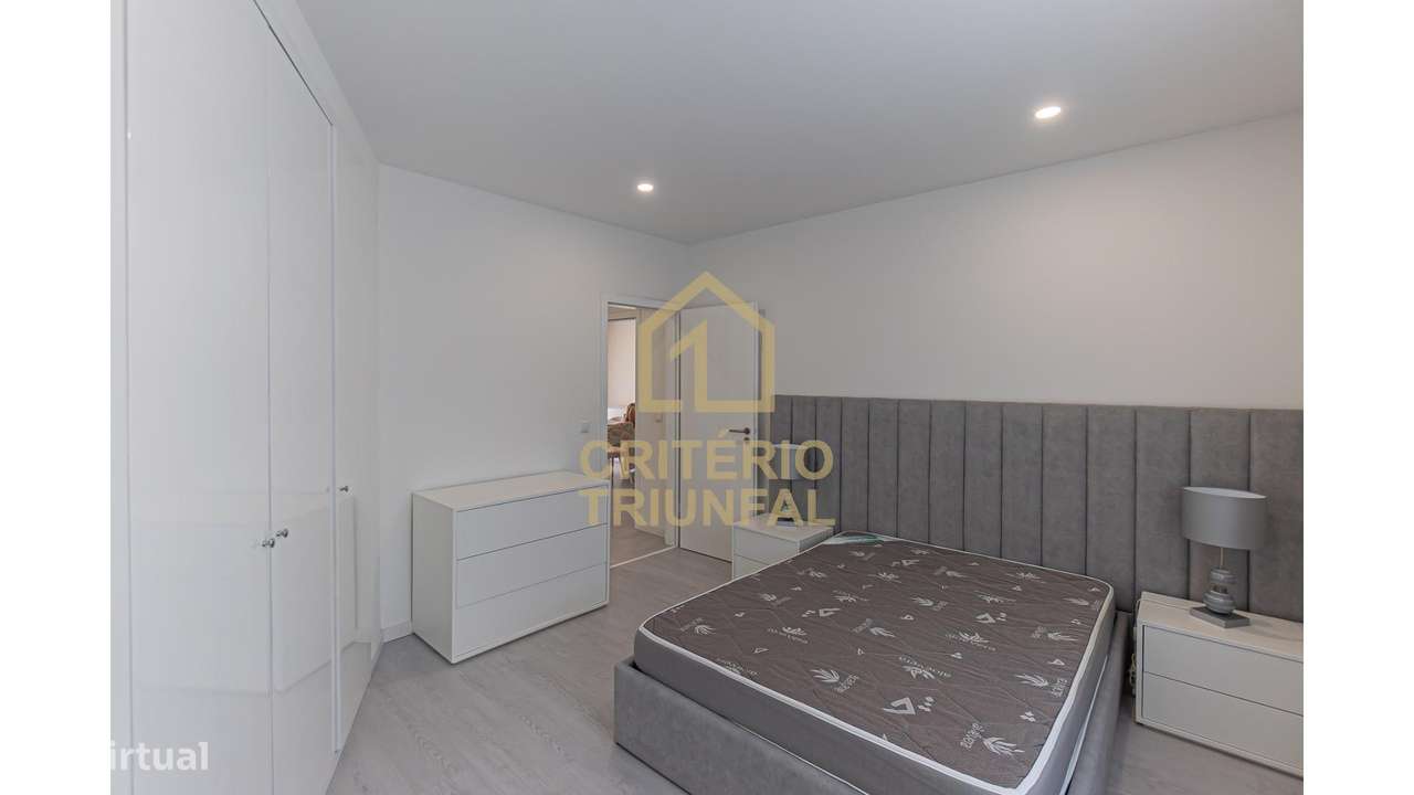 Apartamento T3 em Perozelo-12