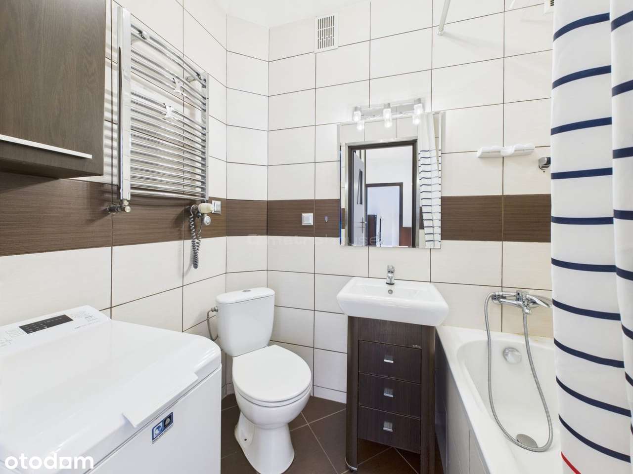 Wola, 2 pokoje, osobna kuchnia, urocza kamienica.-9