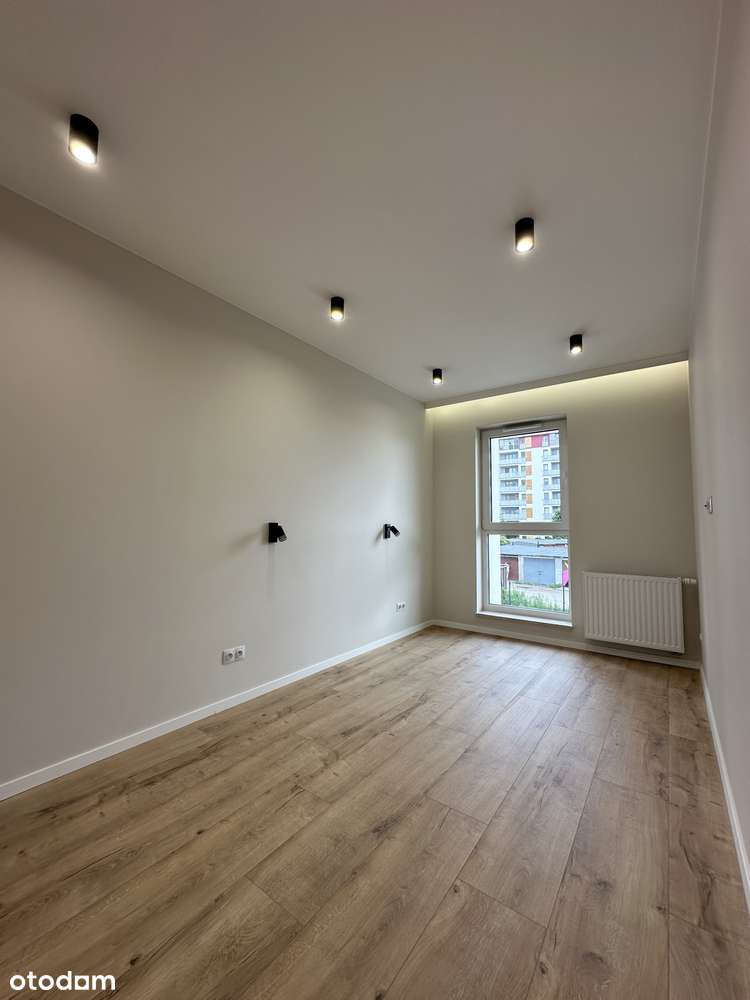 Apartament gotowy do zamieszkania na nowym Os. w samym centrum miasta-18