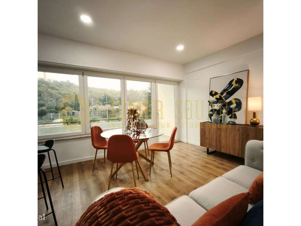 Apartamento t2 à venda na Rua António Nobre,Estrada de Benfica-2