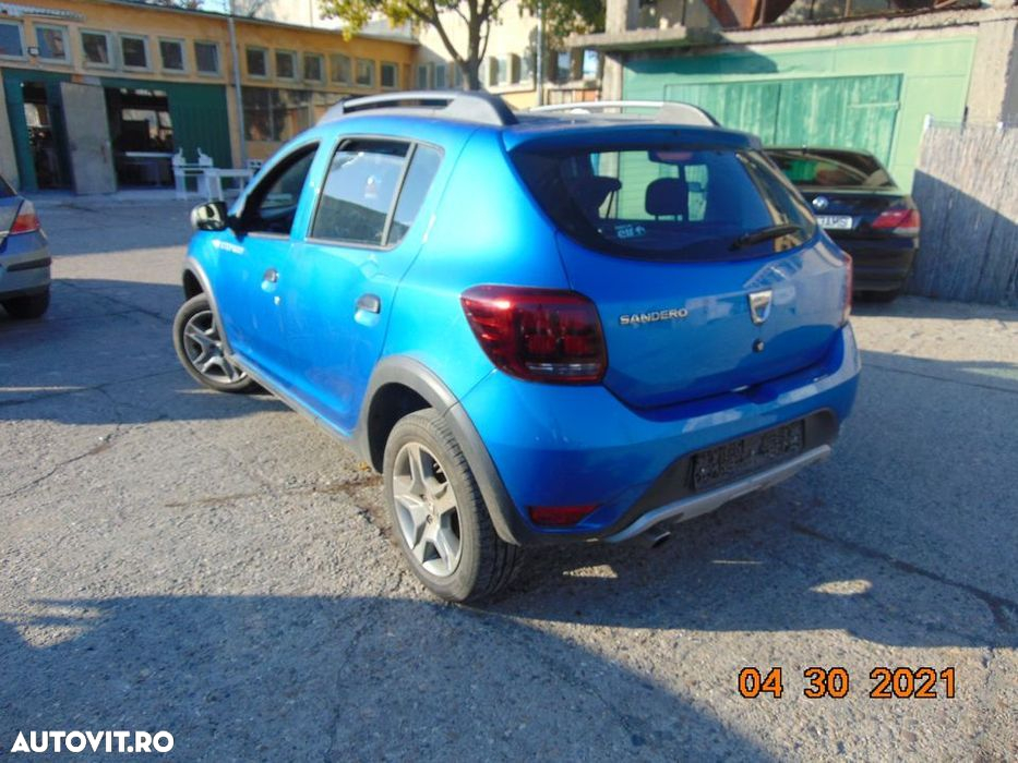 Carenaj aparatori noroi fata dacia Sandero 2019 Hatchback Albastru - 3