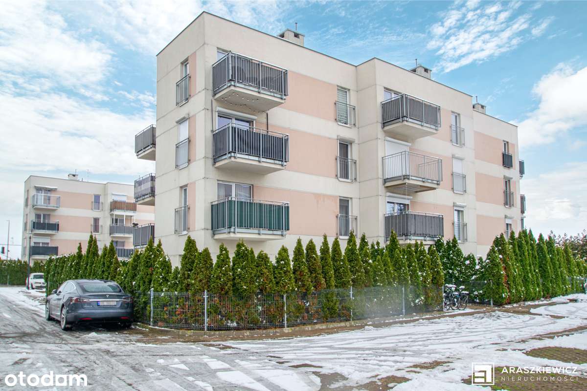 USTAWNE 2-pokojowe M z balkonem i miejscem parkingowym z 2016 r.!-16
