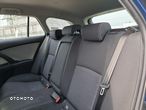 Toyota Avensis 2.0 Premium MS - 23