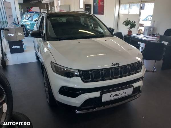 Jeep Compass - 2