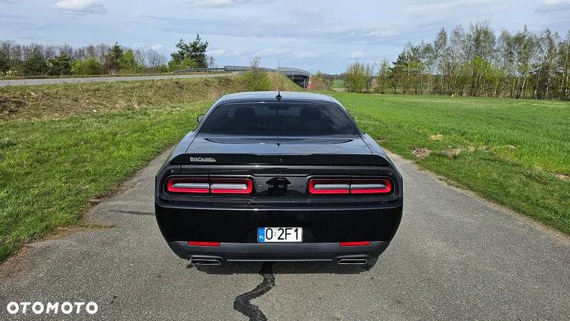 Dodge Challenger 5.7 R/T - 5