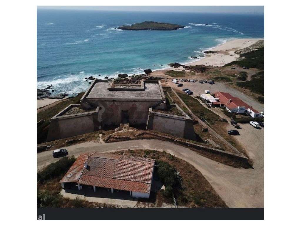 Moradia localizada na Ilha do Pessegueiro - Grande imagem: 4/11