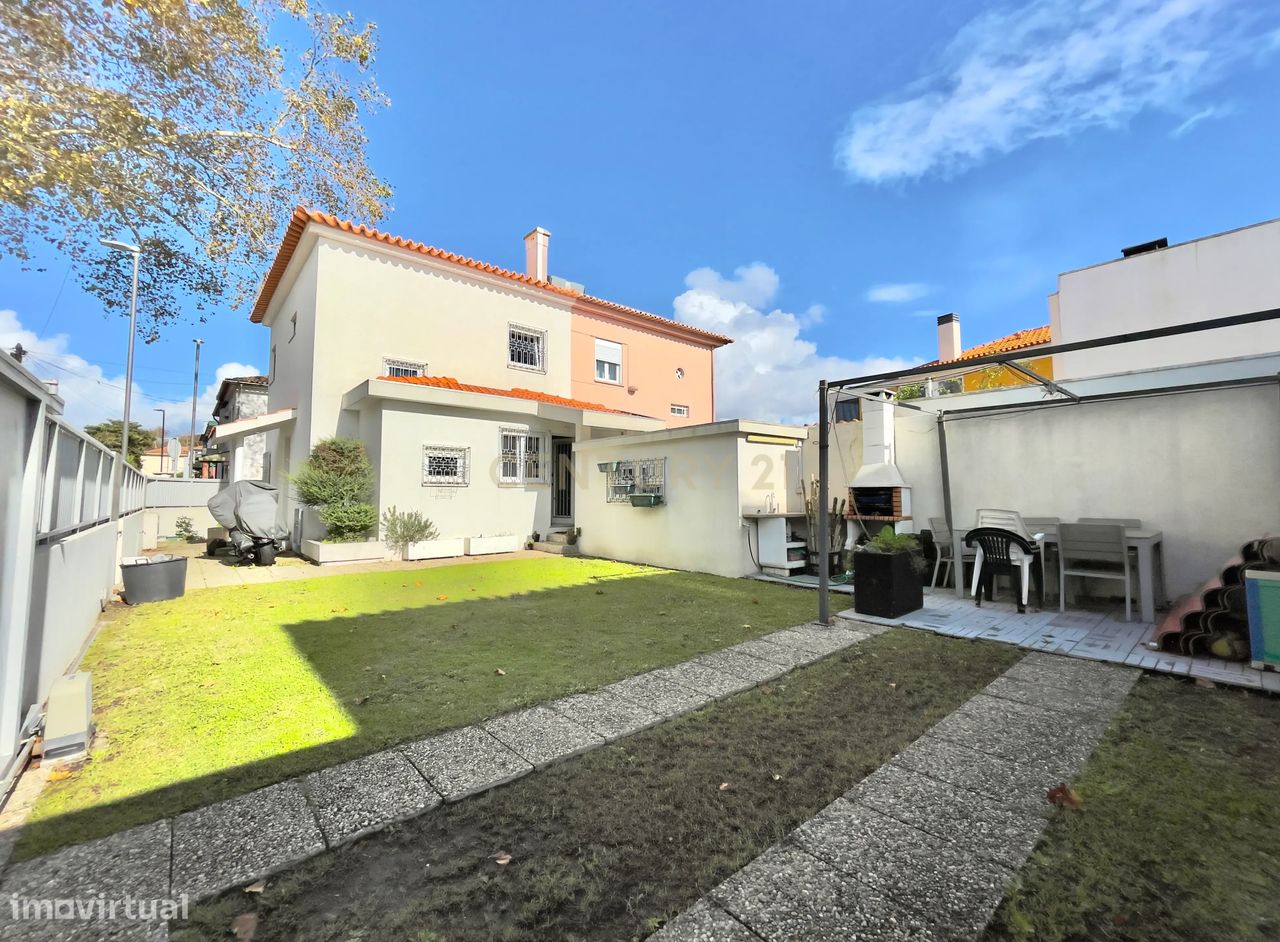 Moradia T3 no Amial com Jardim, Garagem e Sala de Cinema – Localização - Grande imagem: 1/15