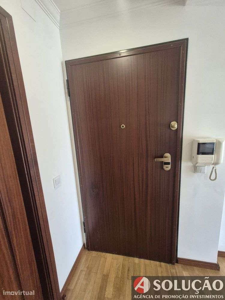 Apartamento T2 em Oliveira do Douro-19