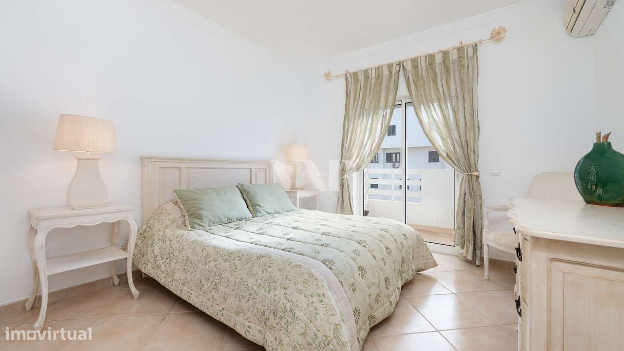 Apartamento T3 com Vista Mar na Quinta do Romão, Quarteira-3