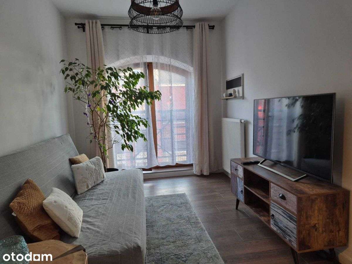 Wrocław, Różanka, kameralne osiedle, 2-14