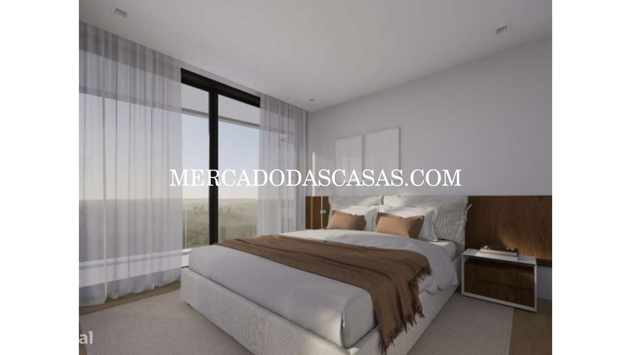 Apartamento T2 em SÃO FELIX DA MARINHA - Grande imagem: 4/5