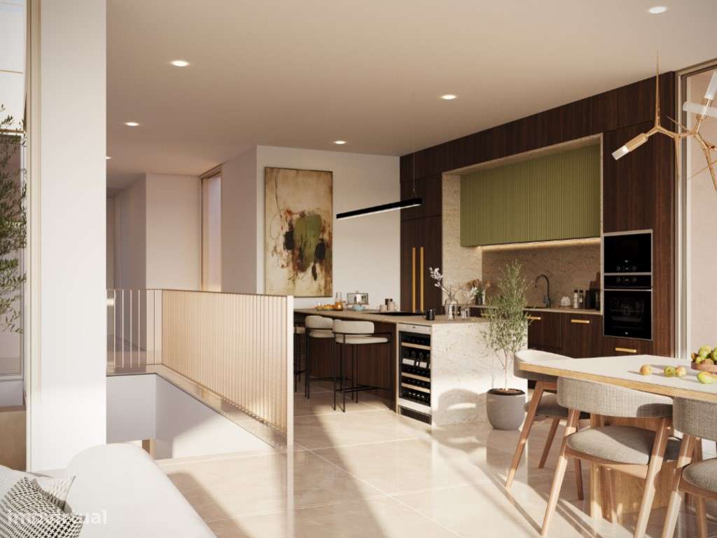 Lote com moradia iniciada a poucos passos da lagoa Óbidos - Grande imagem: 3/34