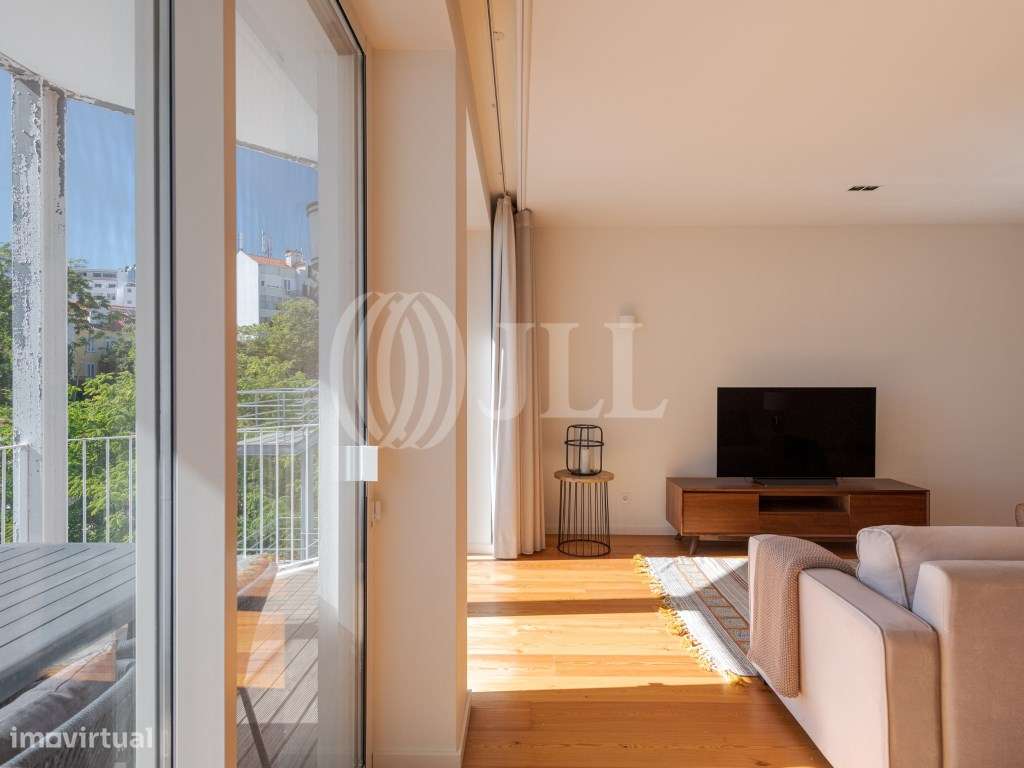 Apartamento T2 mobilado com varanda e garagem, Lisboa - Grande imagem: 5/22