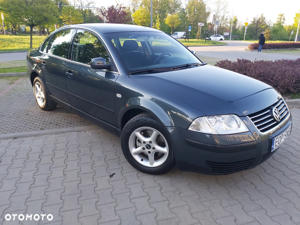 Volkswagen Passat 2.0 Comfortline - 14