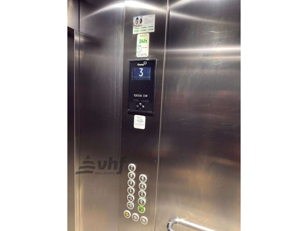 Estúdio Novo com Acabamentos Premium e Lugar de Garagem-11