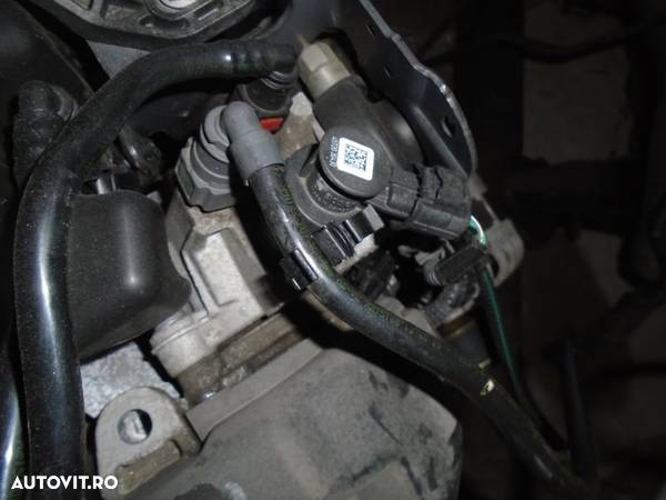 Pompa de inalta presiune Dacia Dokker 1.5 DCI Euro 5 din 2015 - 1