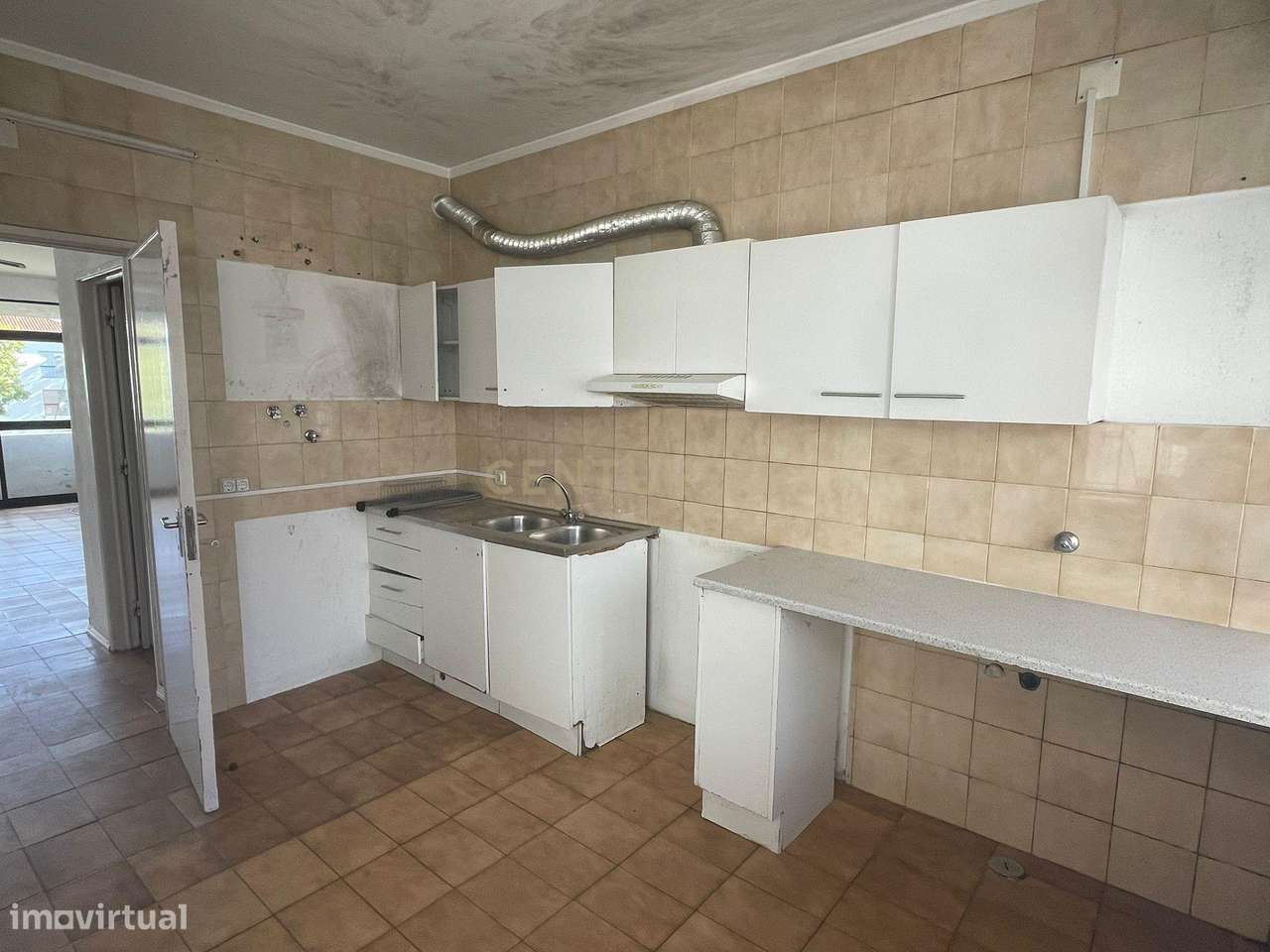 Apartamento Duplex com 110 m² na Tapada do Ramalho – Évora - Grande imagem: 4/10