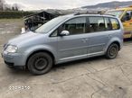 Na części Volkswagen Touran 1T Silnik 1.9 TDI BLS Skrzynia HXU automatyczna kod lakieru LB5M - 3