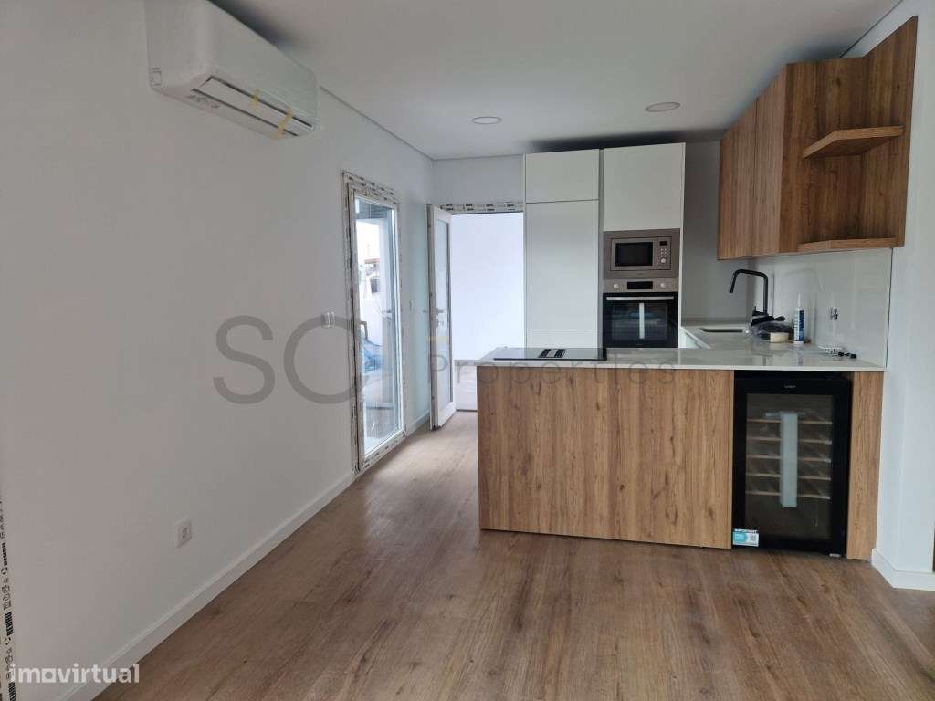 Moradia Térrea independente T3+1 com piscina em Fernão Ferro-3